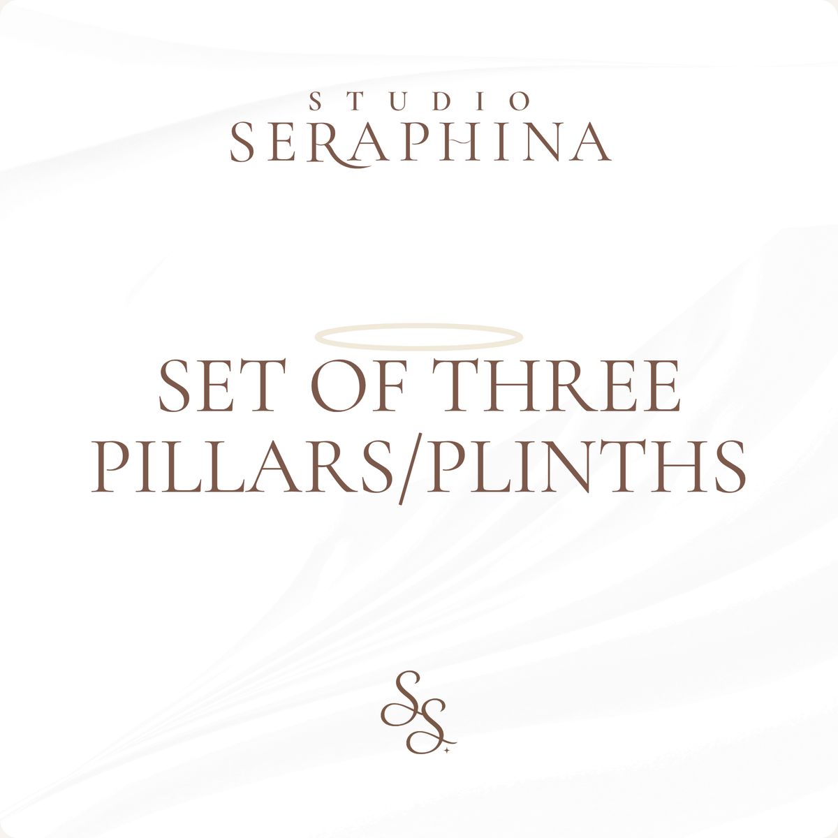 SET OF THREE PILLARS/PLINTHS
